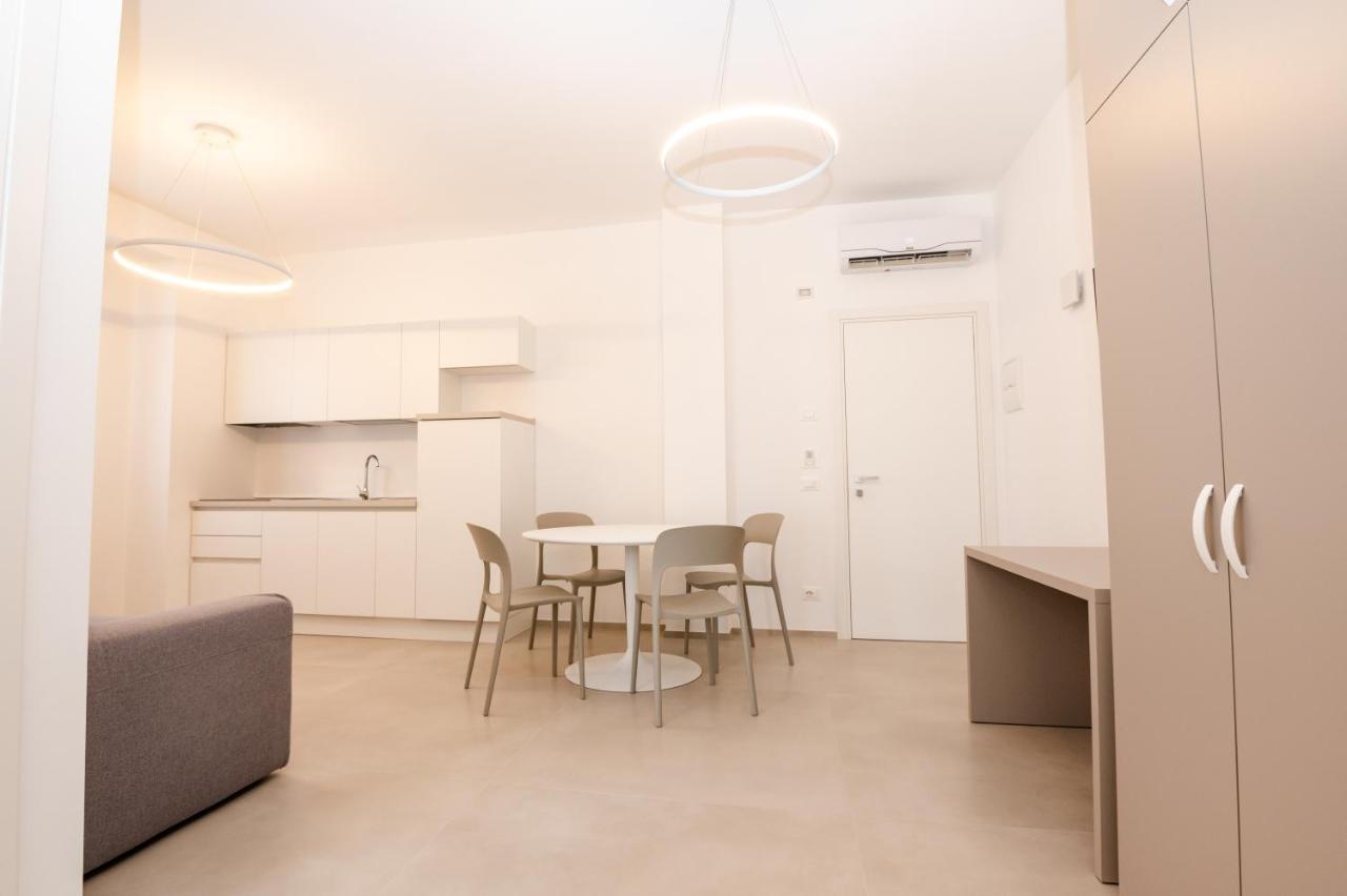 Agora Vieste Rooms & Apartments Buitenkant foto