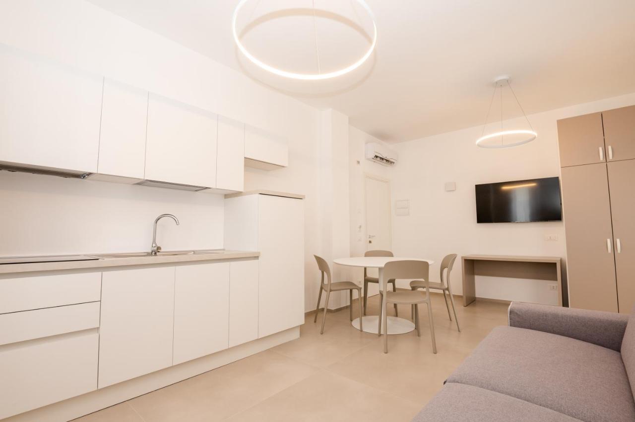 Agora Vieste Rooms & Apartments Buitenkant foto