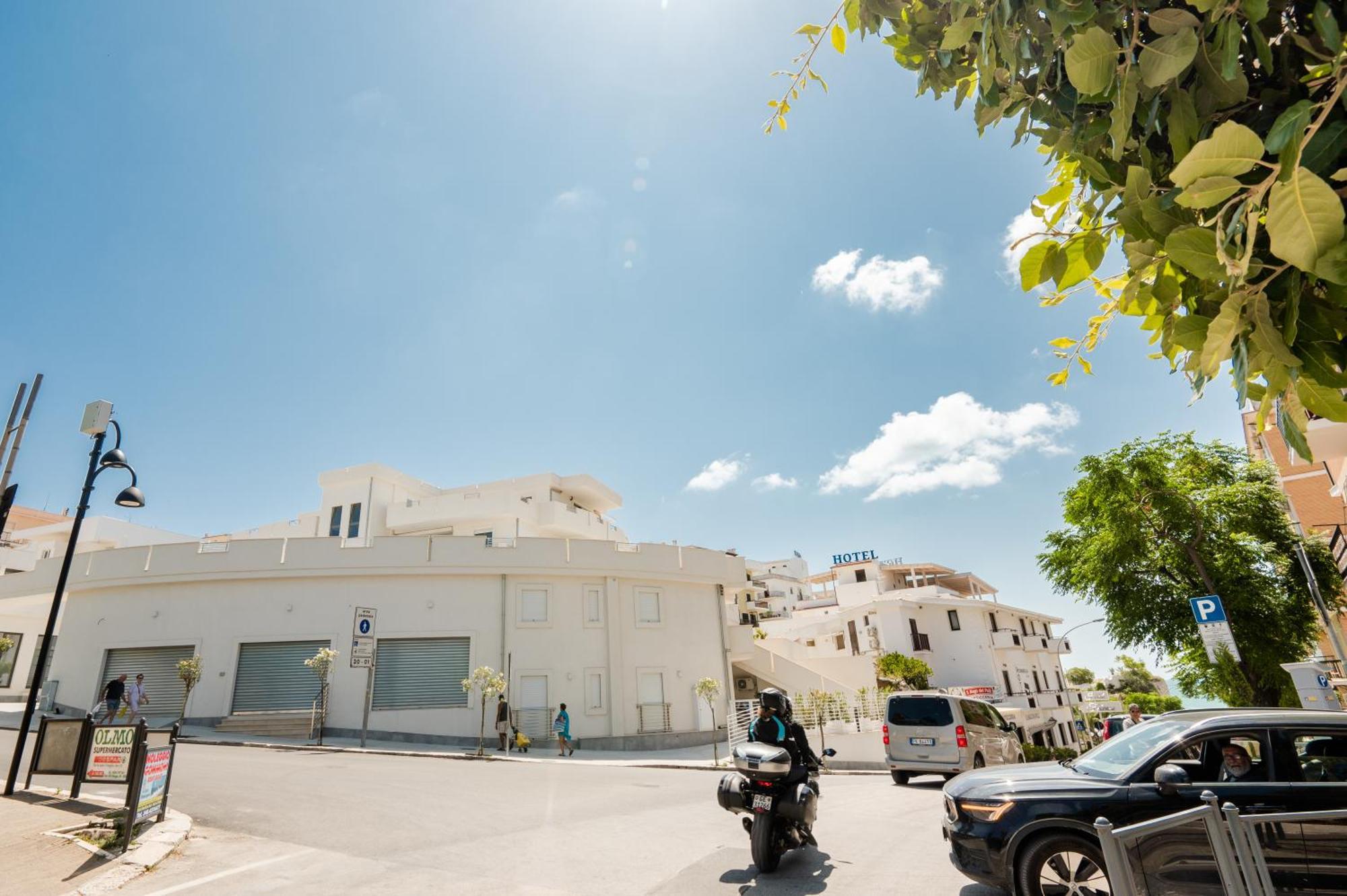 Agora Vieste Rooms & Apartments Buitenkant foto