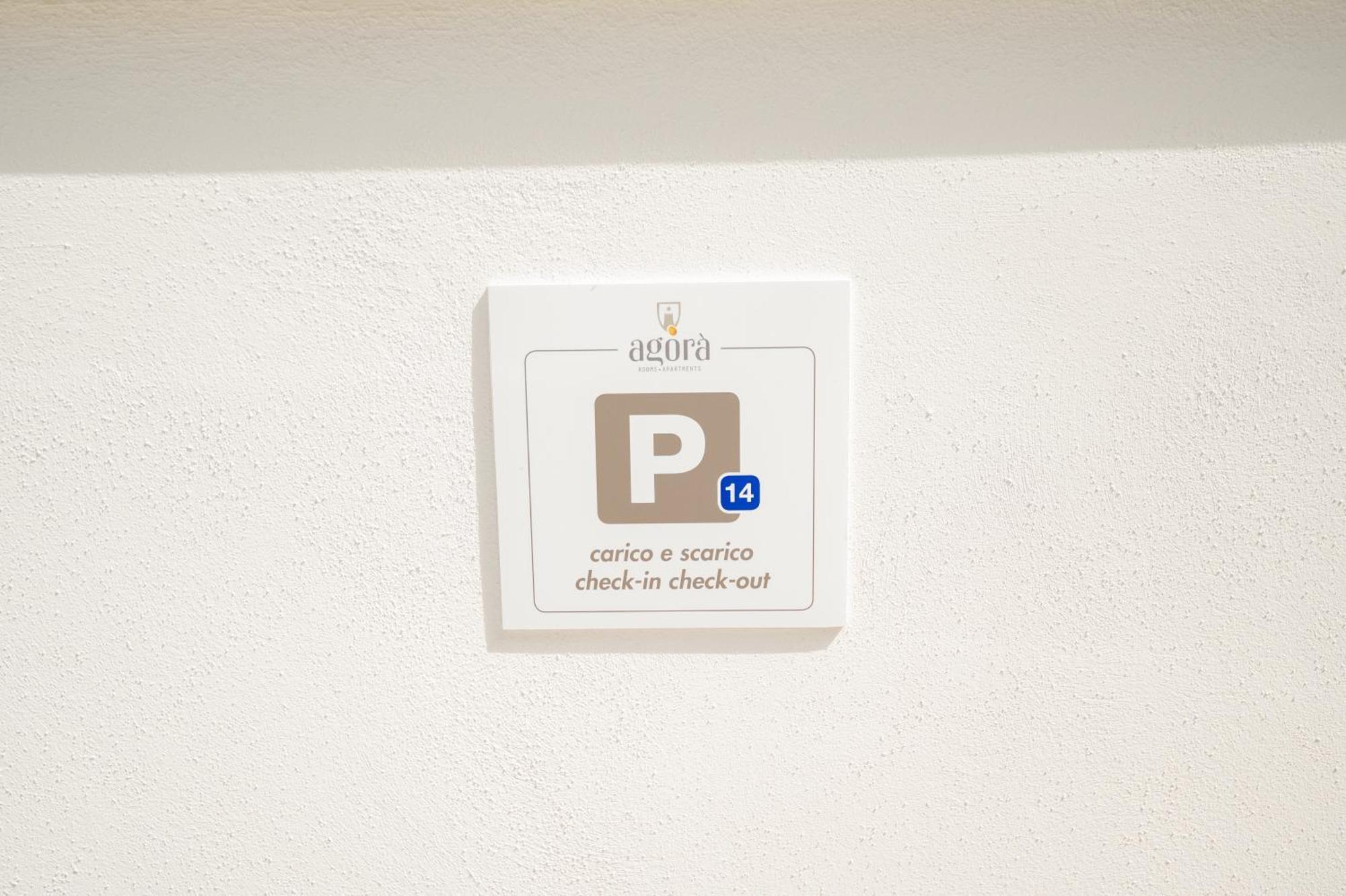 Agora Vieste Rooms & Apartments Buitenkant foto