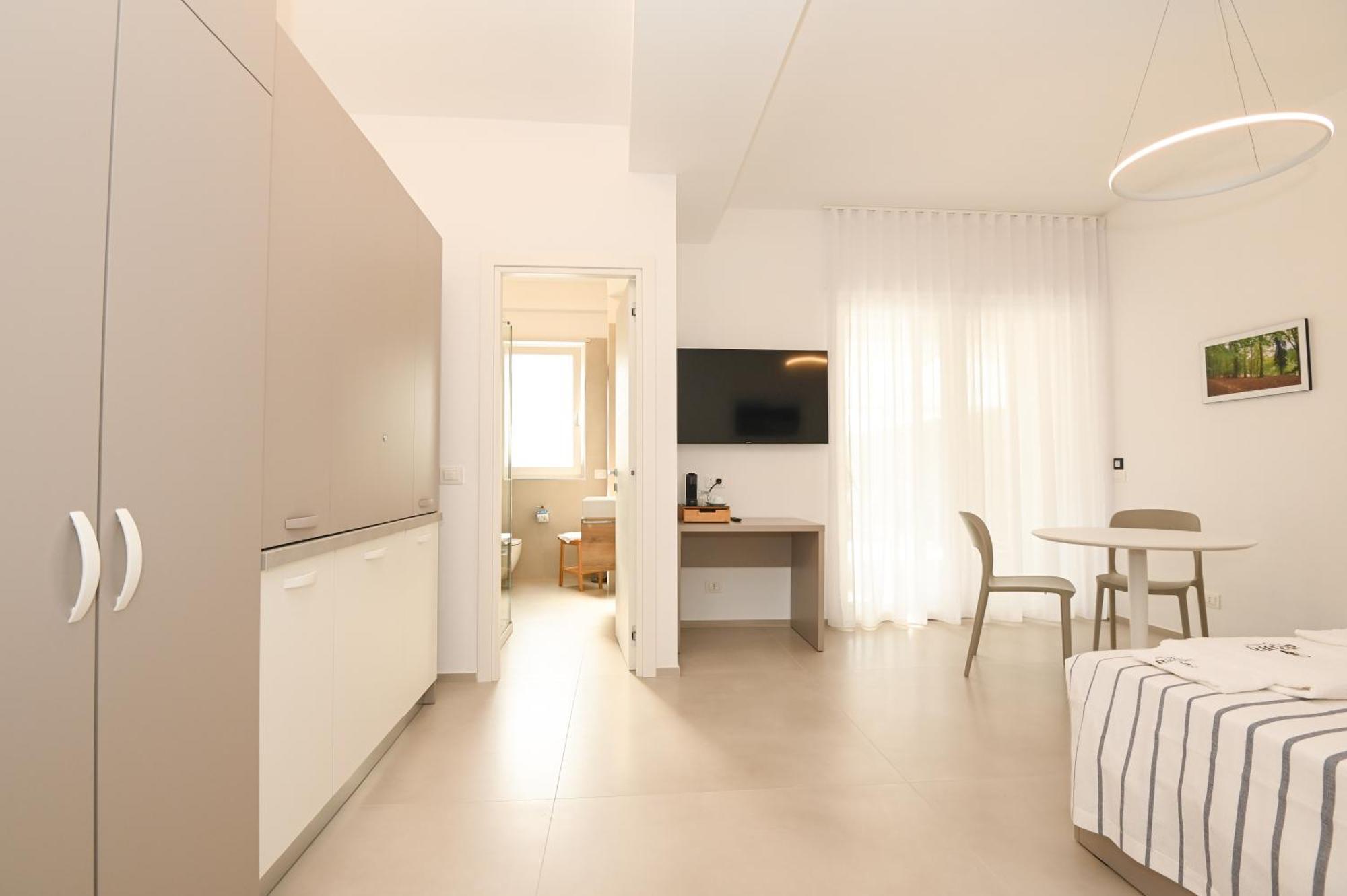 Agora Vieste Rooms & Apartments Buitenkant foto