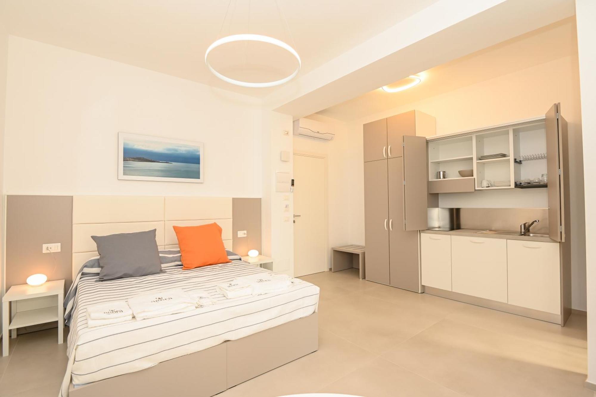 Agora Vieste Rooms & Apartments Buitenkant foto