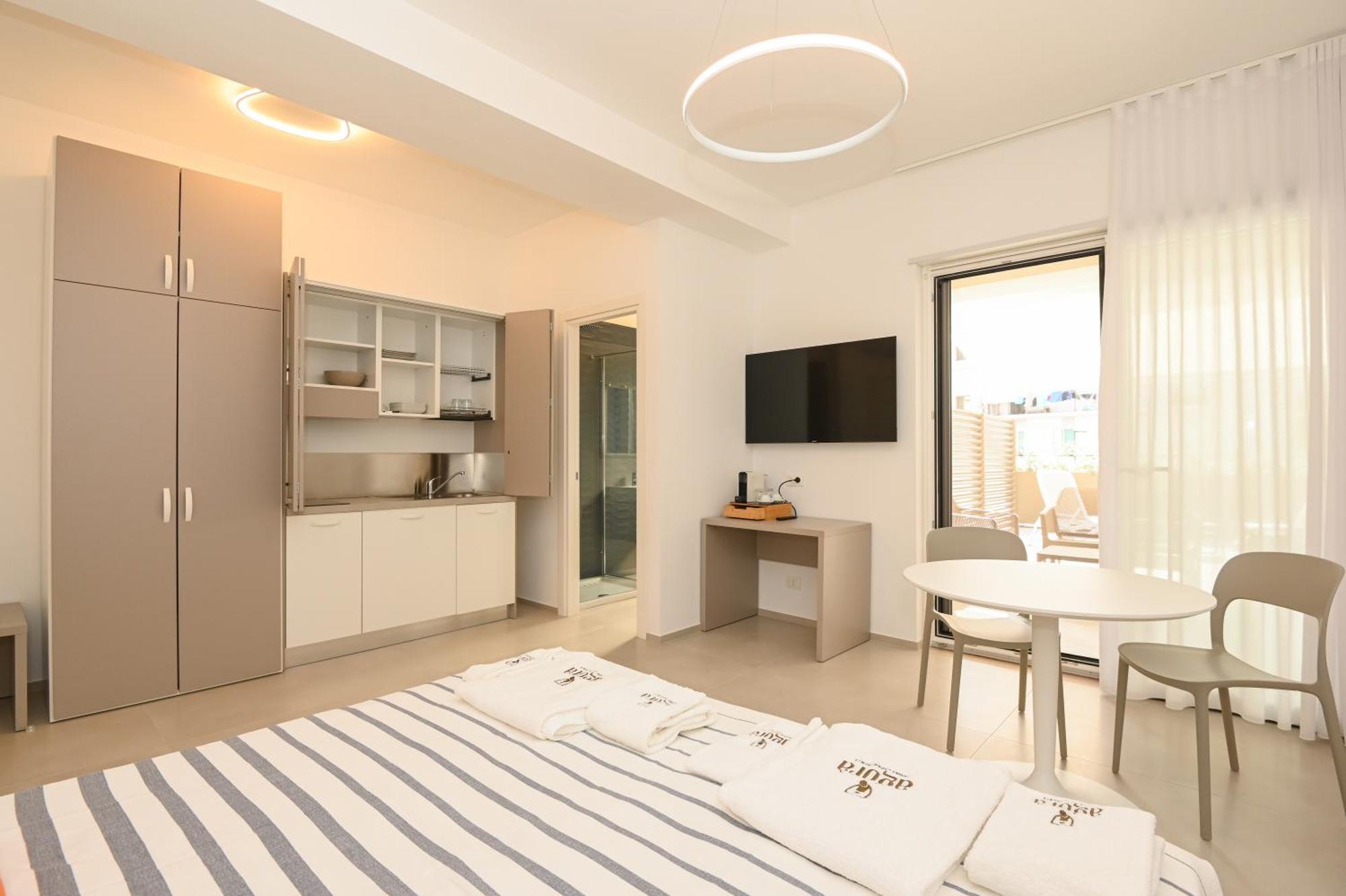 Agora Vieste Rooms & Apartments Buitenkant foto