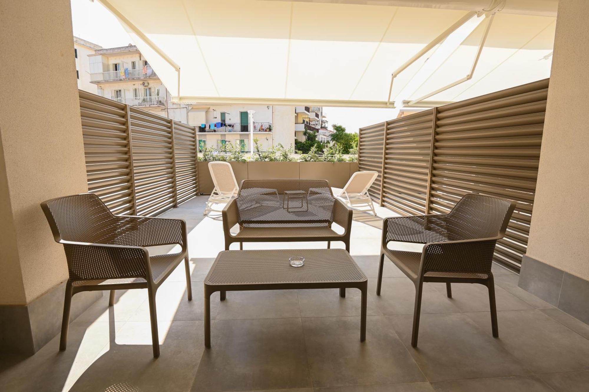 Agora Vieste Rooms & Apartments Buitenkant foto